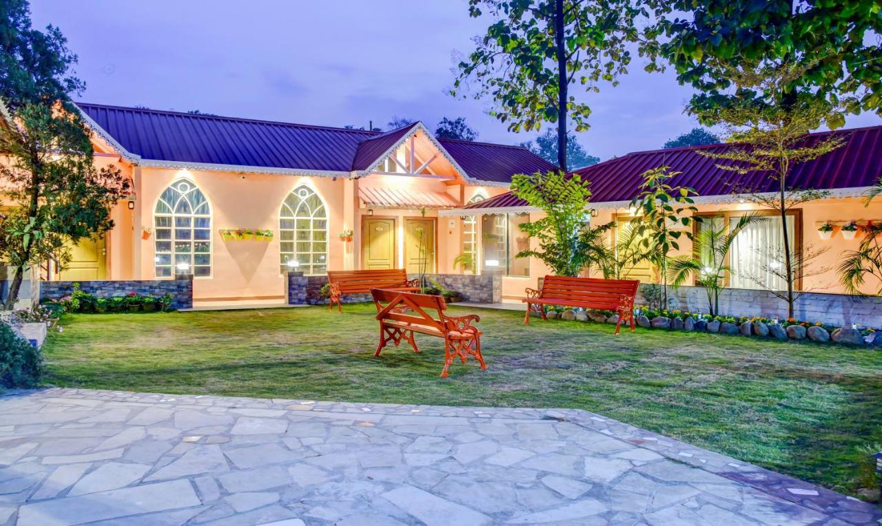 Treebo Premium Blue Mountain Country Club And Resort Сіліґурі Екстер'єр фото