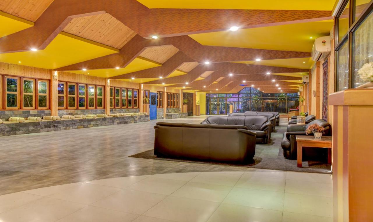 Treebo Premium Blue Mountain Country Club And Resort Сіліґурі Екстер'єр фото