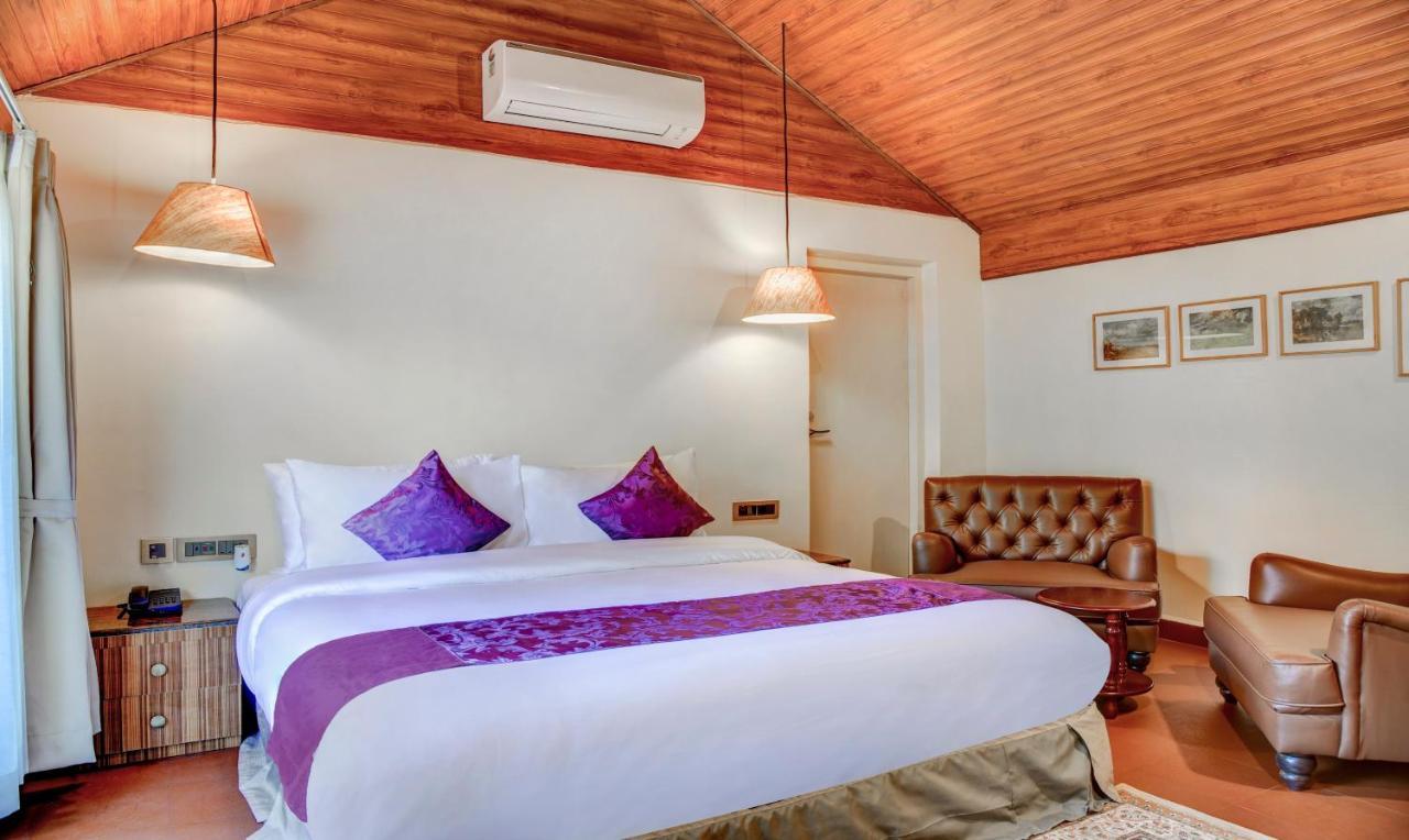 Treebo Premium Blue Mountain Country Club And Resort Сіліґурі Екстер'єр фото