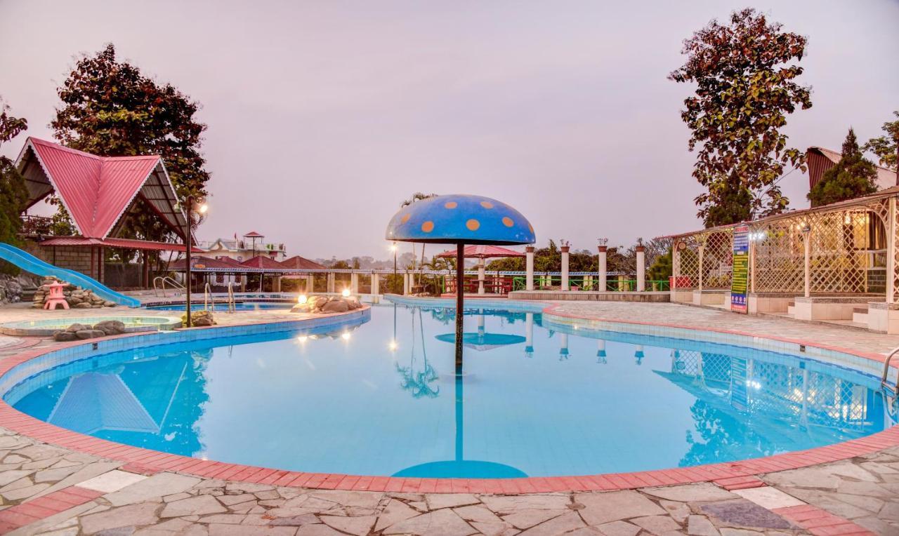 Treebo Premium Blue Mountain Country Club And Resort Сіліґурі Екстер'єр фото