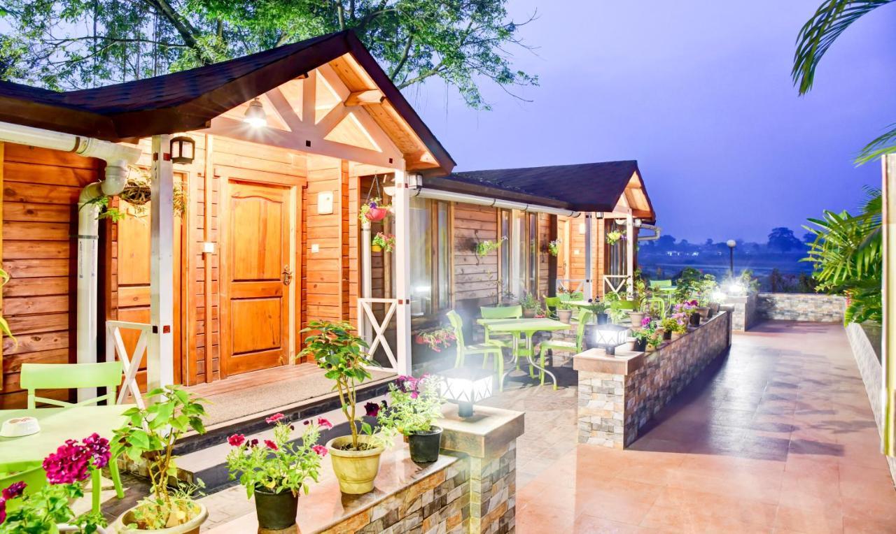 Treebo Premium Blue Mountain Country Club And Resort Сіліґурі Екстер'єр фото